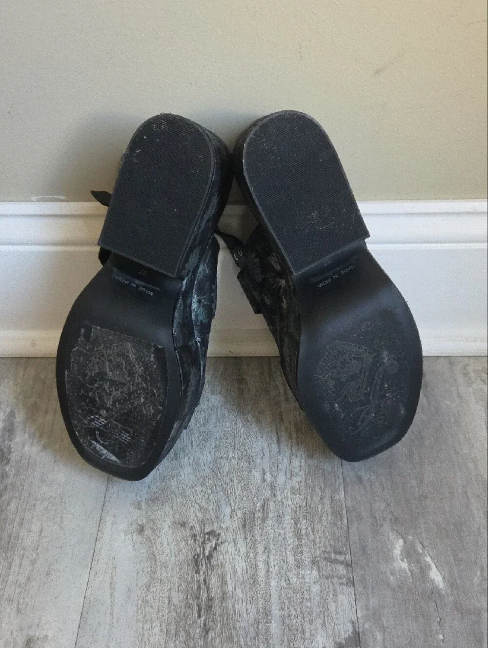 Free People Black Daisy Colorway Platform Sandals